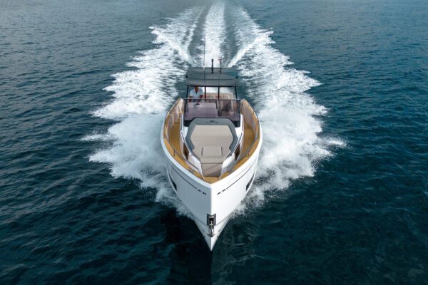 Solaro Charter - Rent your Boat in Gulf of Naples and Amalfi Coast- Transfer boat